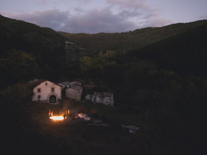 La noche que lo hace visible